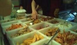 送外卖小哥吃瓜,共享瓜果盛宴