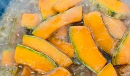 临夏抓着吃的瓜,抓着吃的甜蜜诱惑