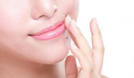 吃白瓜嘴唇疼,小心嘴唇疼痛困扰