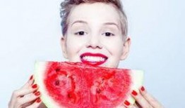 吃瓜女的图片,网络舆论场中的新势力