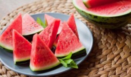 搬登吃瓜,揭秘娱乐圈背后的那些事儿