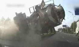 恐怖的吃瓜视频