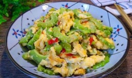 夏天吃凉瓜炒蛋好,凉瓜炒蛋，清爽一夏