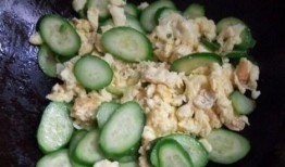 荷兰瓜洗着吃,健康美味新潮流