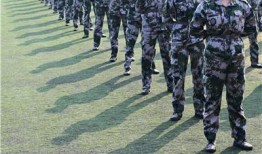 邯郸军训跳舞吃瓜,跳舞吃瓜，青春风采尽展