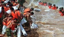 福建抗洪吃瓜事件,民生关怀与网络舆论的碰撞